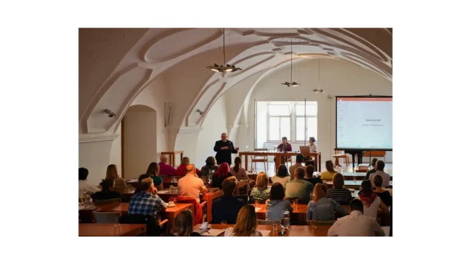Brno-střed pomáhá charitě na vánočních trzích