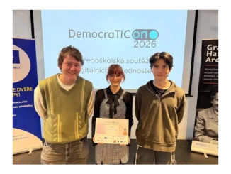 Úspěch studentů z Nerudovky v DemocraTICon 2026