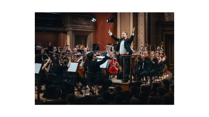Giacchino okouzlí na závěrečném koncertu filharmonie