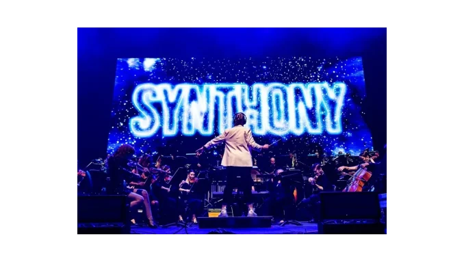 SYNTHONY míří do ČR: Spojení hudebních světů