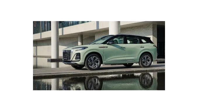 Sleva na SUV Hongqi HS3: 200.000 Kč pro prvních 200