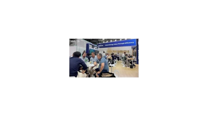 SINEXCEL rozšiřuje skladování energie na Intersolar