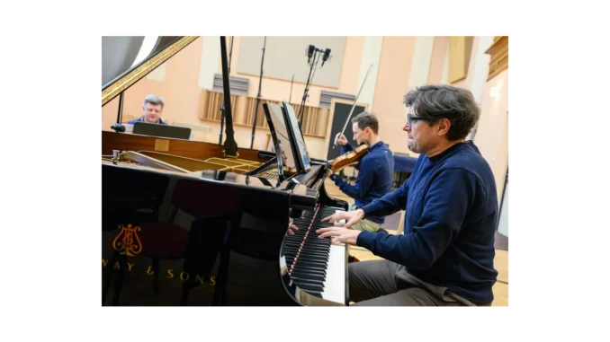 Navona Records vydává album Josepha Summera